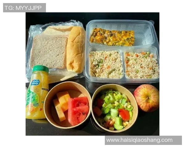 足球明星享受盒饭的日常生活瞬间视频分享